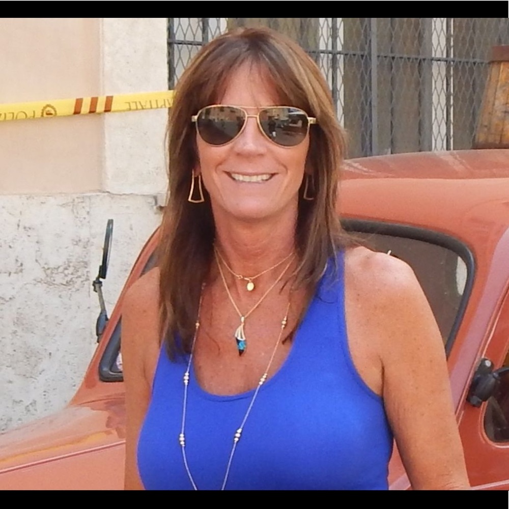 Meet your Posher, Karen